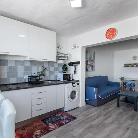 Daniel House Моган